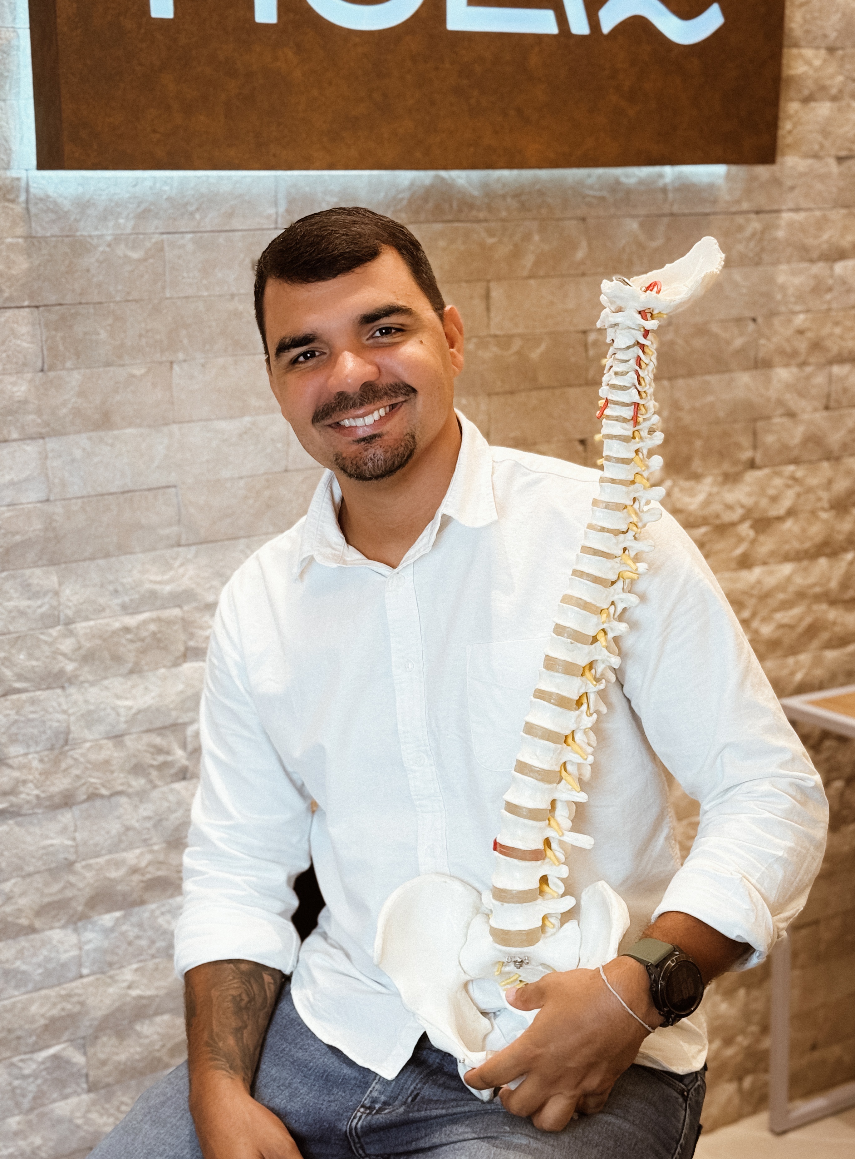 Especialista em Osteopatia e Quiropraxia